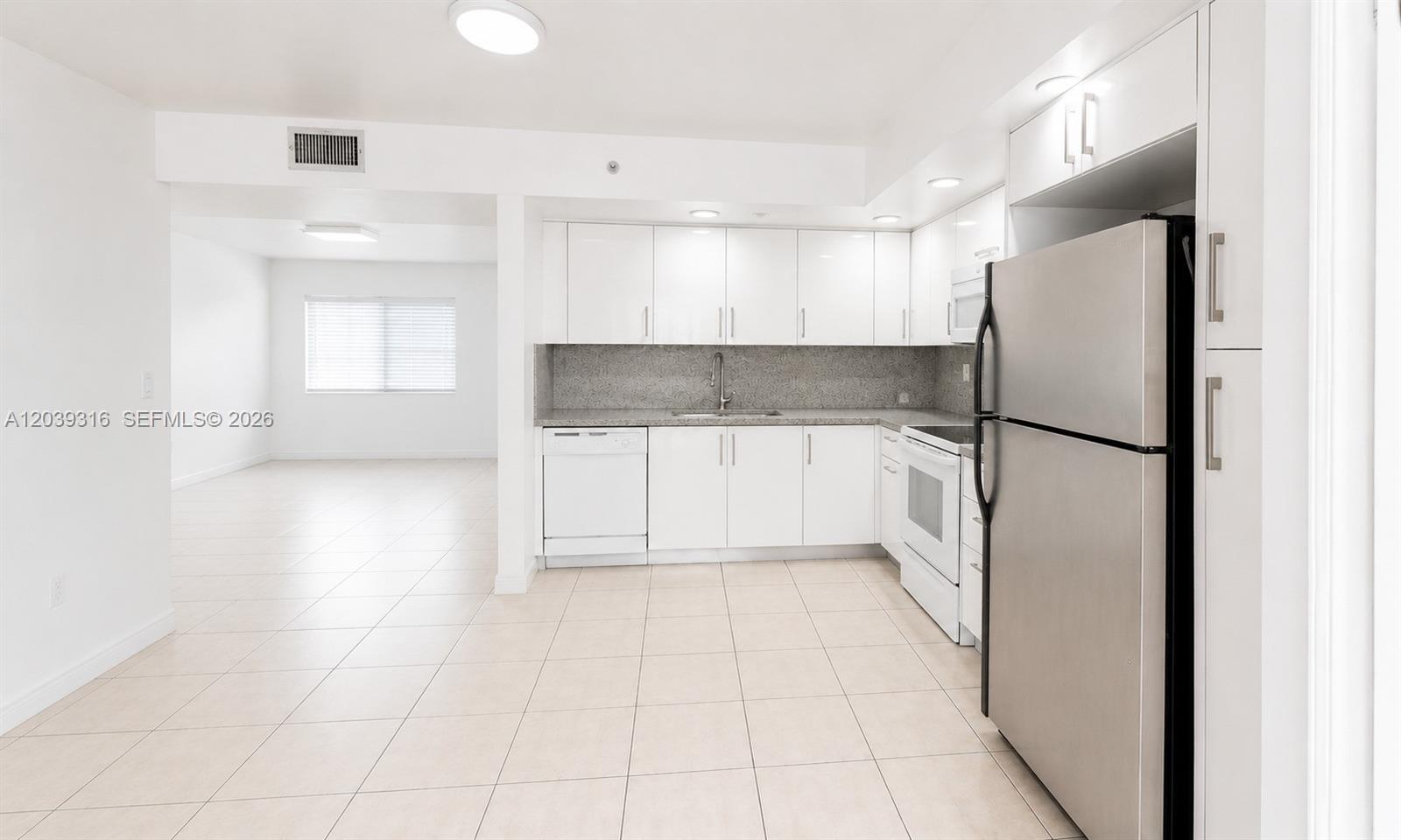 8700 Southwest 133rd Avenue Road, Unit 312 Miami, FL 33183 - Photo 3 of 22