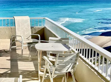 $1,195,000 | 5540 North Ocean Drive, Unit 14B, Singer Island, FL 33404