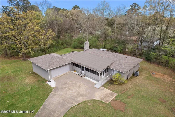 $289,500 | 118 Pine Ridge Road, Florence, MS 39073