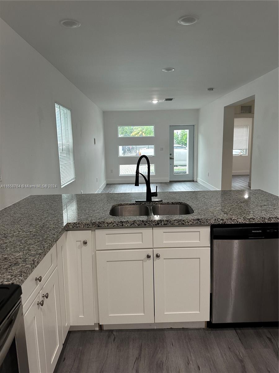 224 Northwest 57th Street, Unit B Miami, FL 33127 - Photo 32 of 37