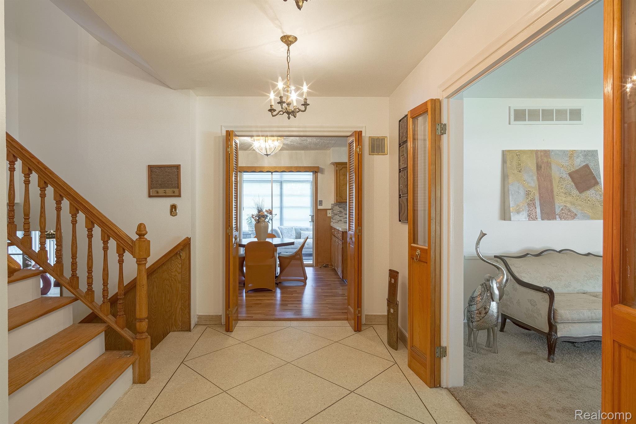 17425 Westhampton Road Southfield, MI 48075 - Photo 23 of 58 Gallery Image 23