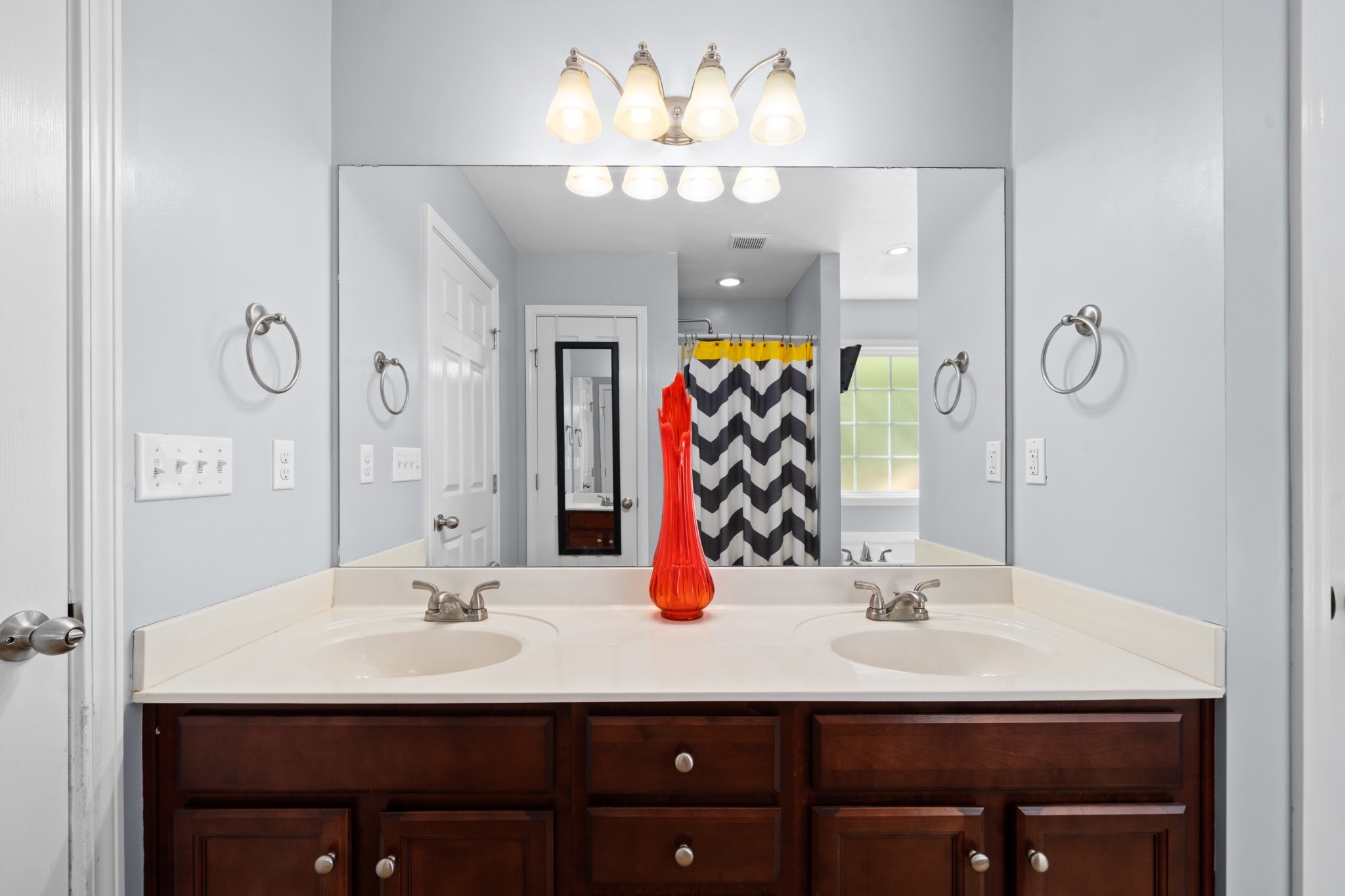4439 Taylor Road Springfield, TN 37172 - Photo 19 of 29 a bathroom with a sink and a mirror