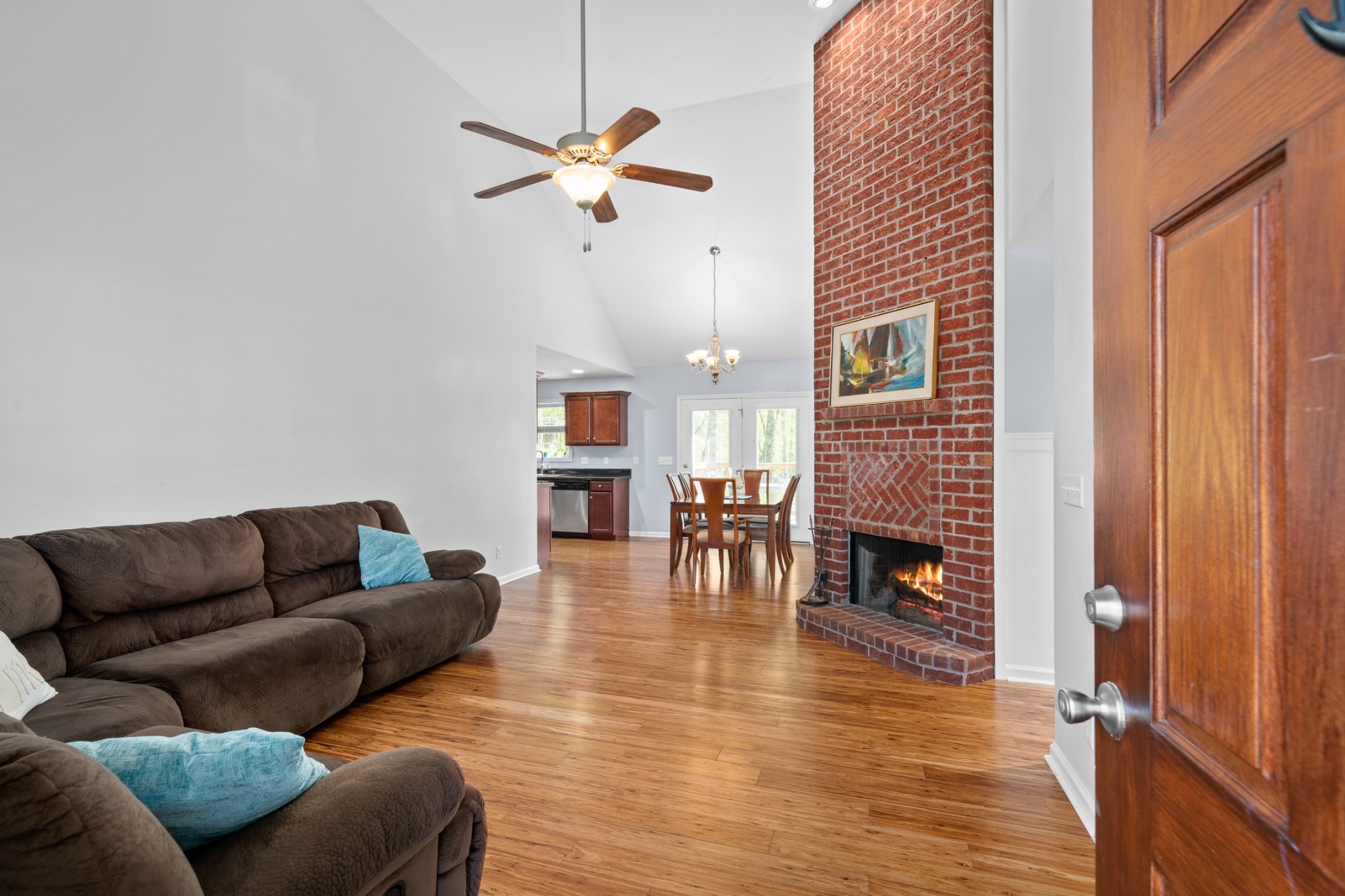 4439 Taylor Road Springfield, TN 37172 - Photo 4 of 29 a living room with furniture and a fireplace
