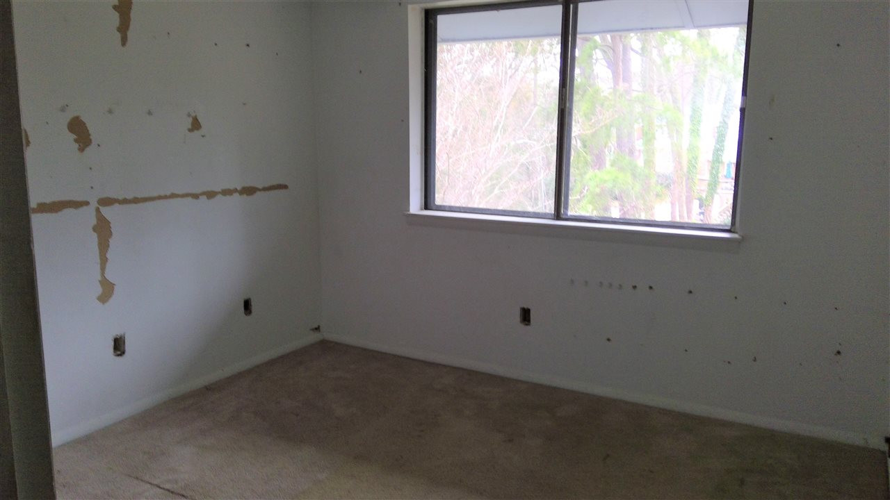 1008 Sandlin Place, Unit I Raleigh, NC 27606 - Photo 18 of 25 Photo 18