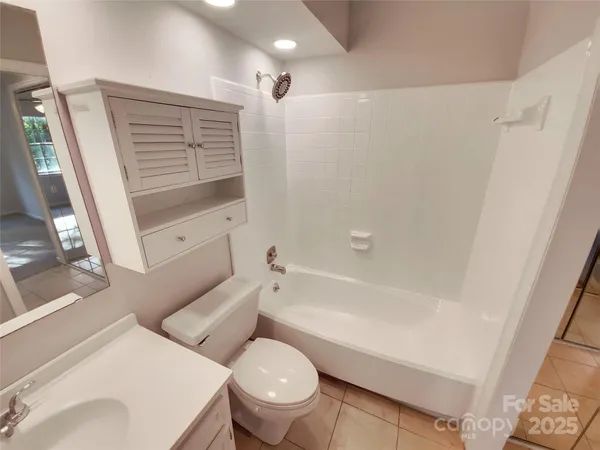 $224,000 | 7825 Renaissance Court, Unit A, Charlotte, NC 28226