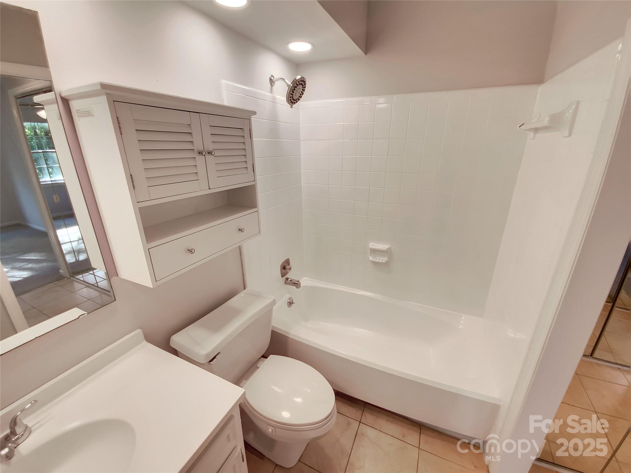 7825 Renaissance Court, Unit A Charlotte, NC 28226 - Photo 6 of 22