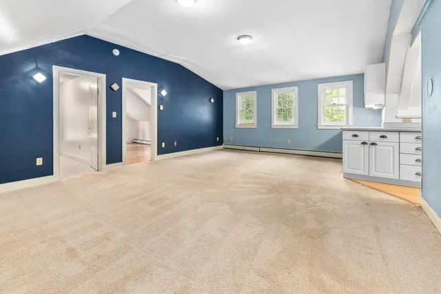 $449,000 | 85 Dartmouth College Highway, Unit 203, Lyme, NH 03768