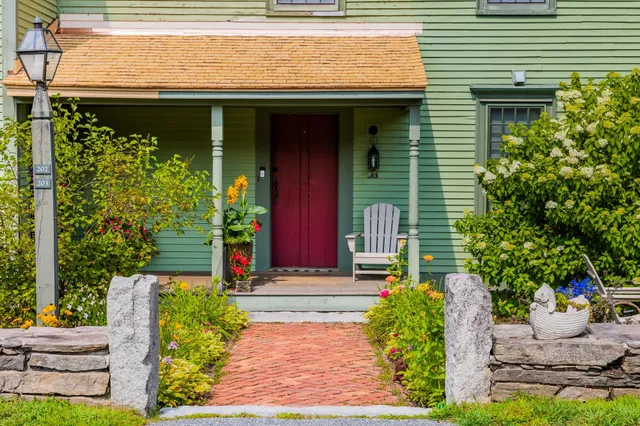 $449,000 | 85 Dartmouth College Highway, Unit 203, Lyme, NH 03768