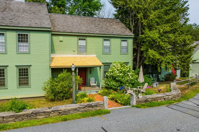 $449,000 | 85 Dartmouth College Highway, Unit 203, Lyme, NH 03768