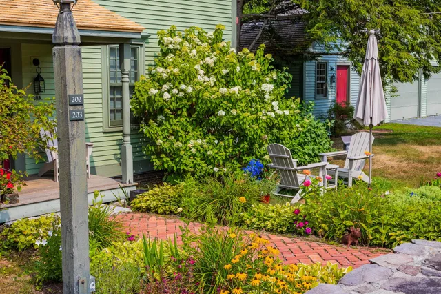 $449,000 | 85 Dartmouth College Highway, Unit 203, Lyme, NH 03768