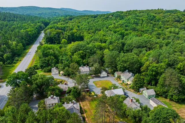 $449,000 | 85 Dartmouth College Highway, Unit 203, Lyme, NH 03768