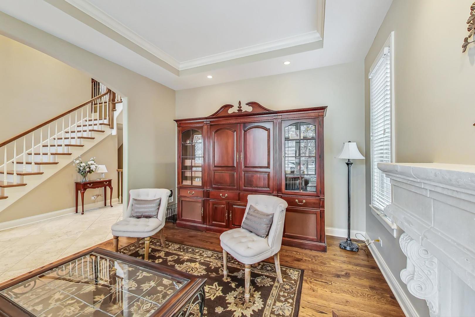 4 Andrew Court Burr Ridge, IL 60527 - Photo 6 of 46 Gallery Image 6