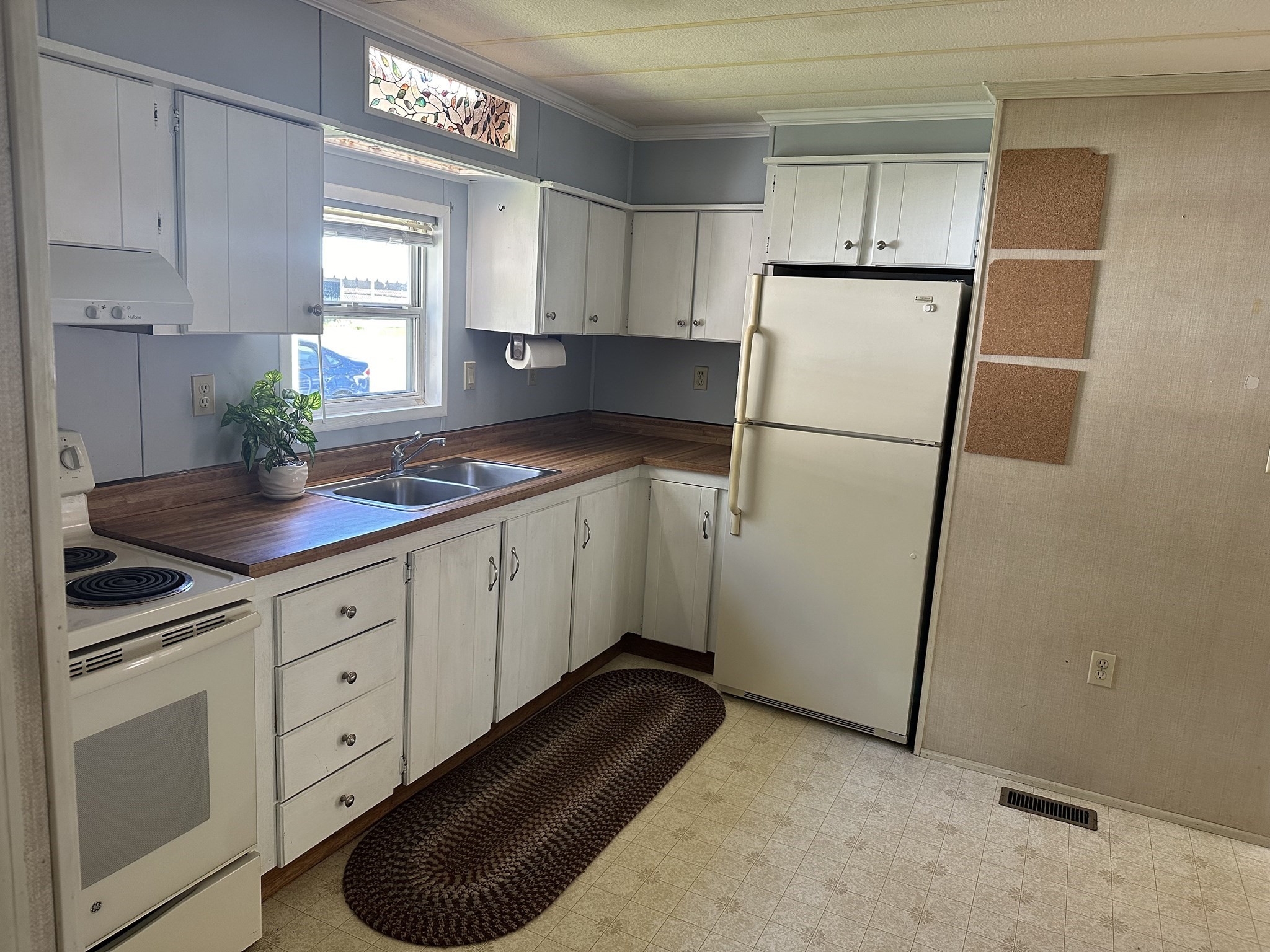 42 Adams Road, Unit 3 Greenfield, MA 01301 - Photo 16 of 31 Gallery Image 16