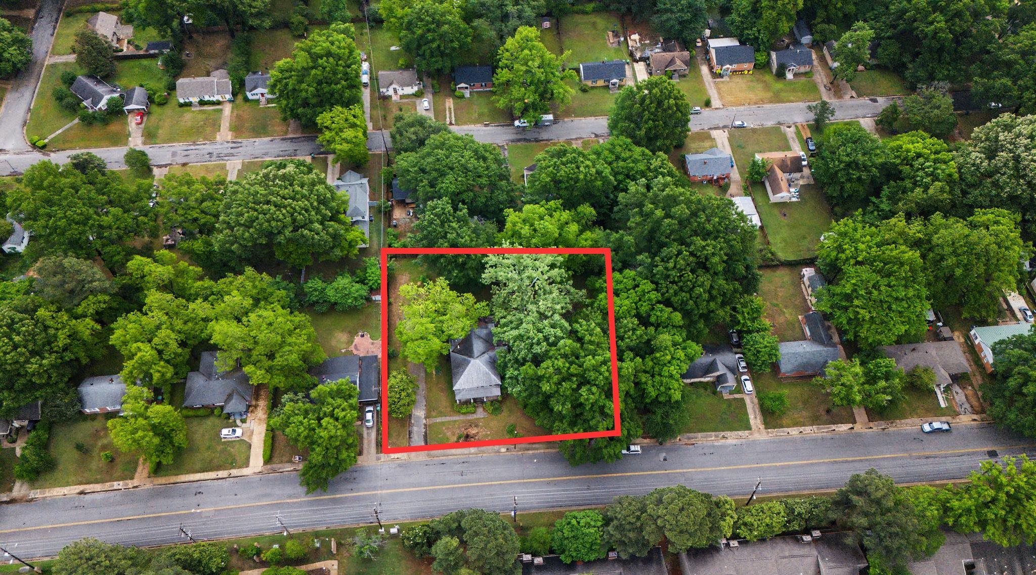 790 Colonial Road Memphis, TN 38117 - Photo 2 of 39