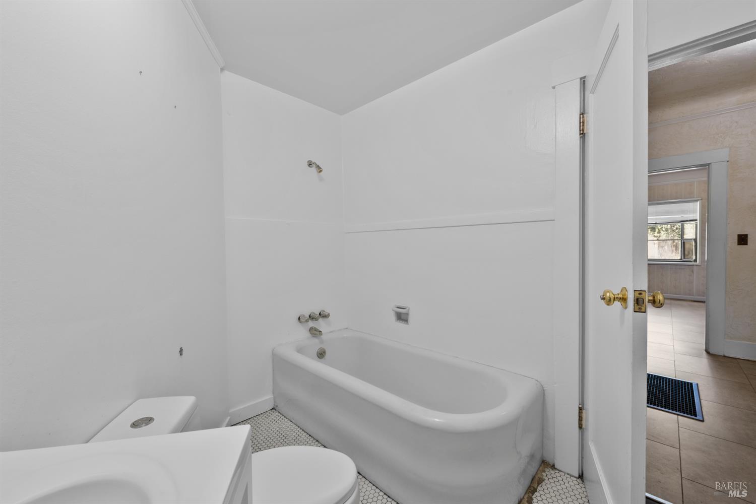 705 College Avenue Santa Rosa, CA 95404 - Photo 15 of 32