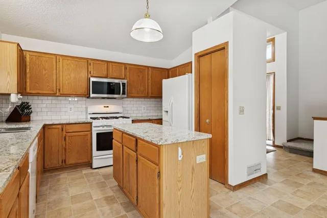 $425,000 | 15149 December Trail, Rosemount, MN 55068