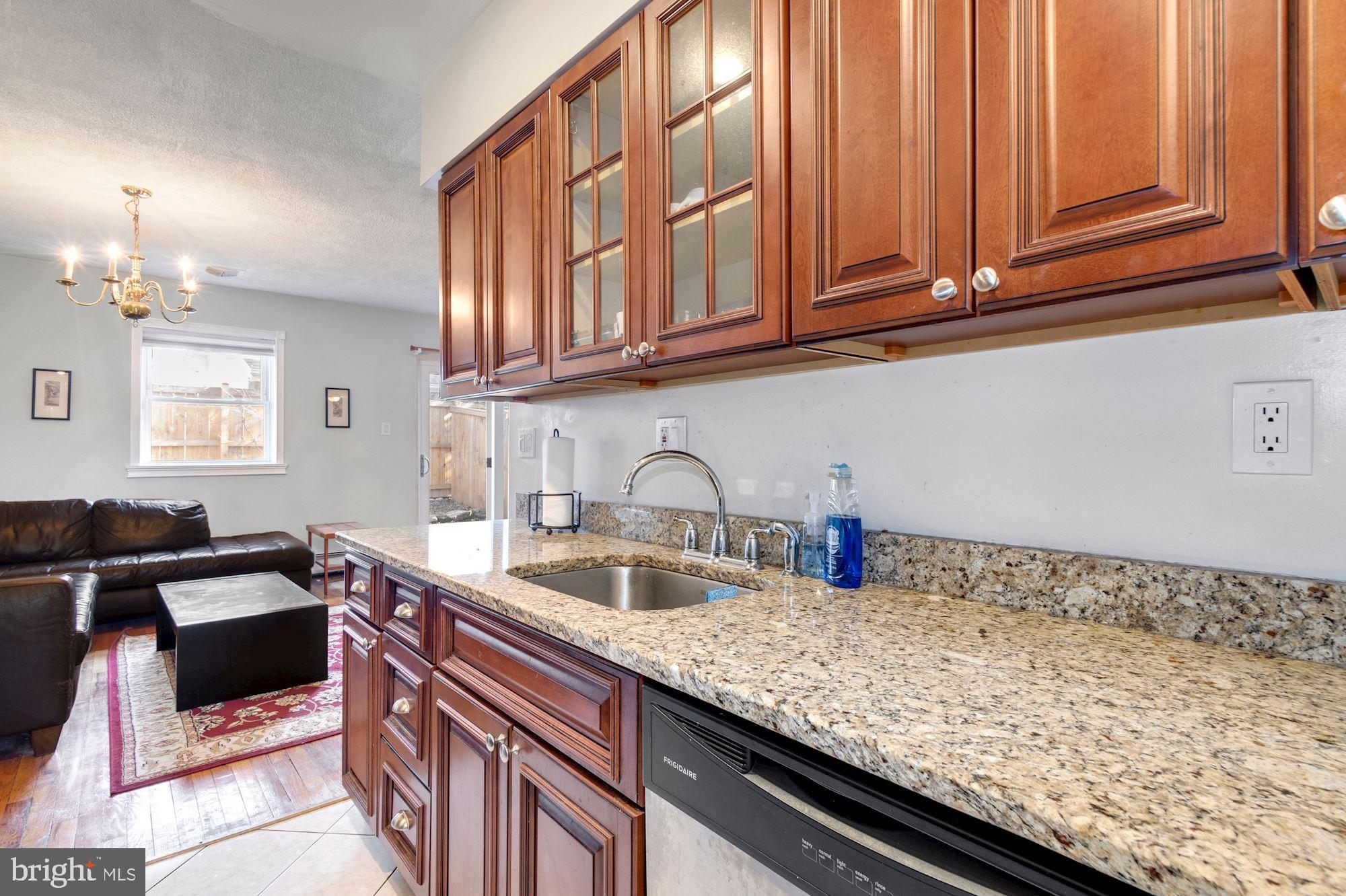 12702 Epping Terrace, Unit 8C Silver Spring, MD 20906 - Photo 4 of 28 STAINLESS STEEL APPLIANCES