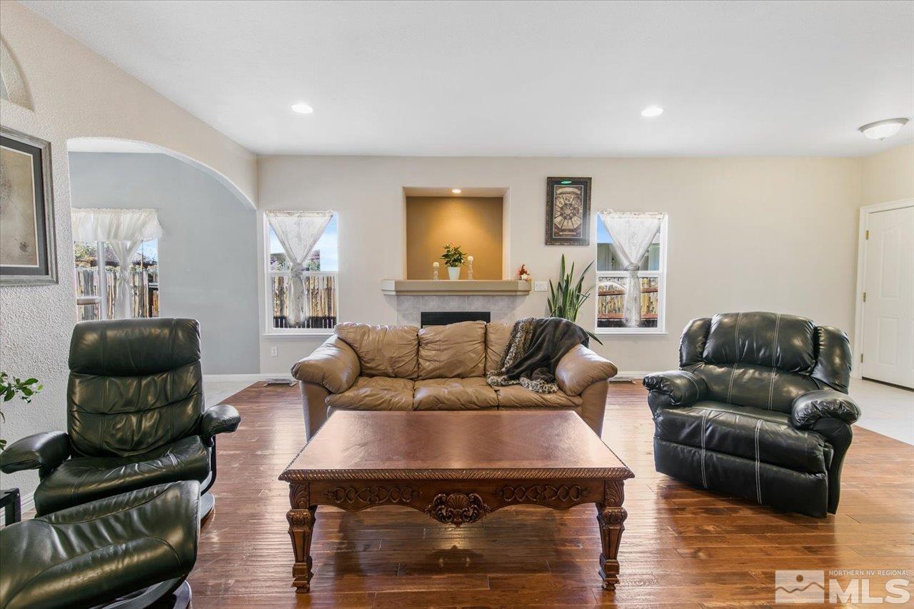 9625 Marble Creek Court Reno, NV 89506 - Photo 10 of 40 a living room with furniture and wooden floor
