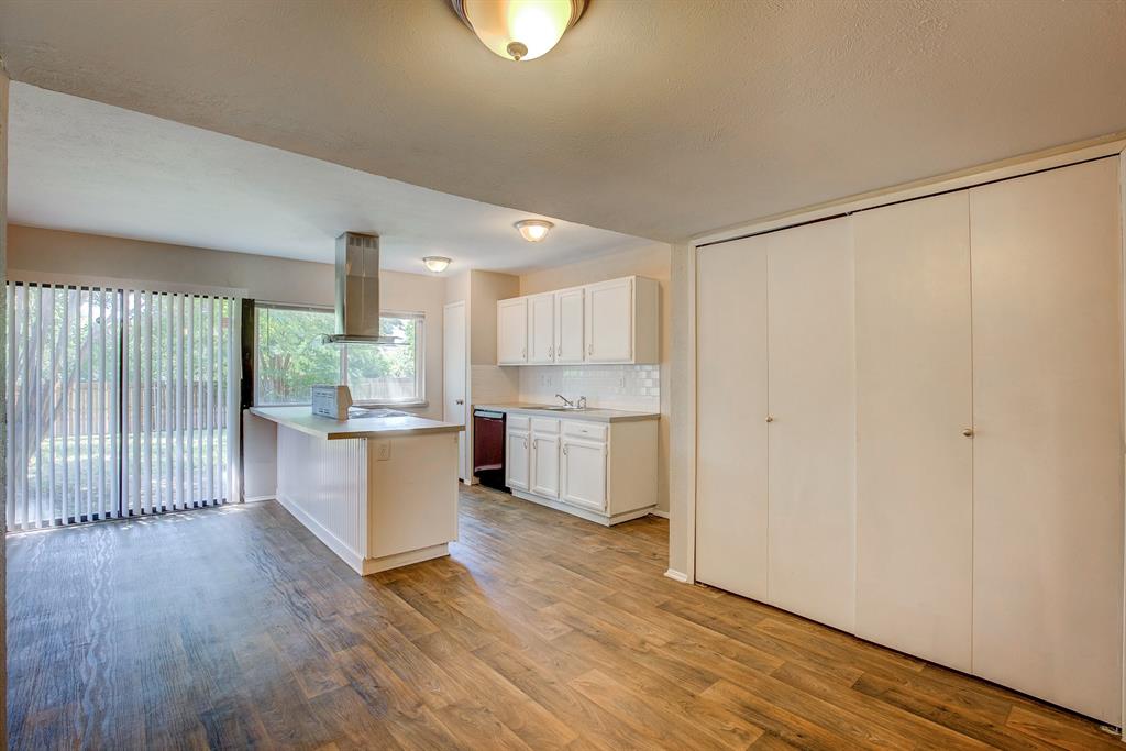 7801 Summerglen Road Fort Worth, TX 76133 - Photo 20 of 40