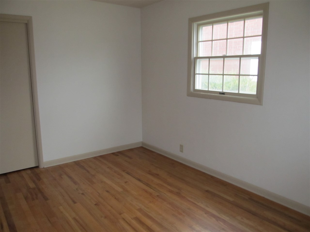 1120 Mix Avenue Decatur, IN 46733 - Photo 6 of 16