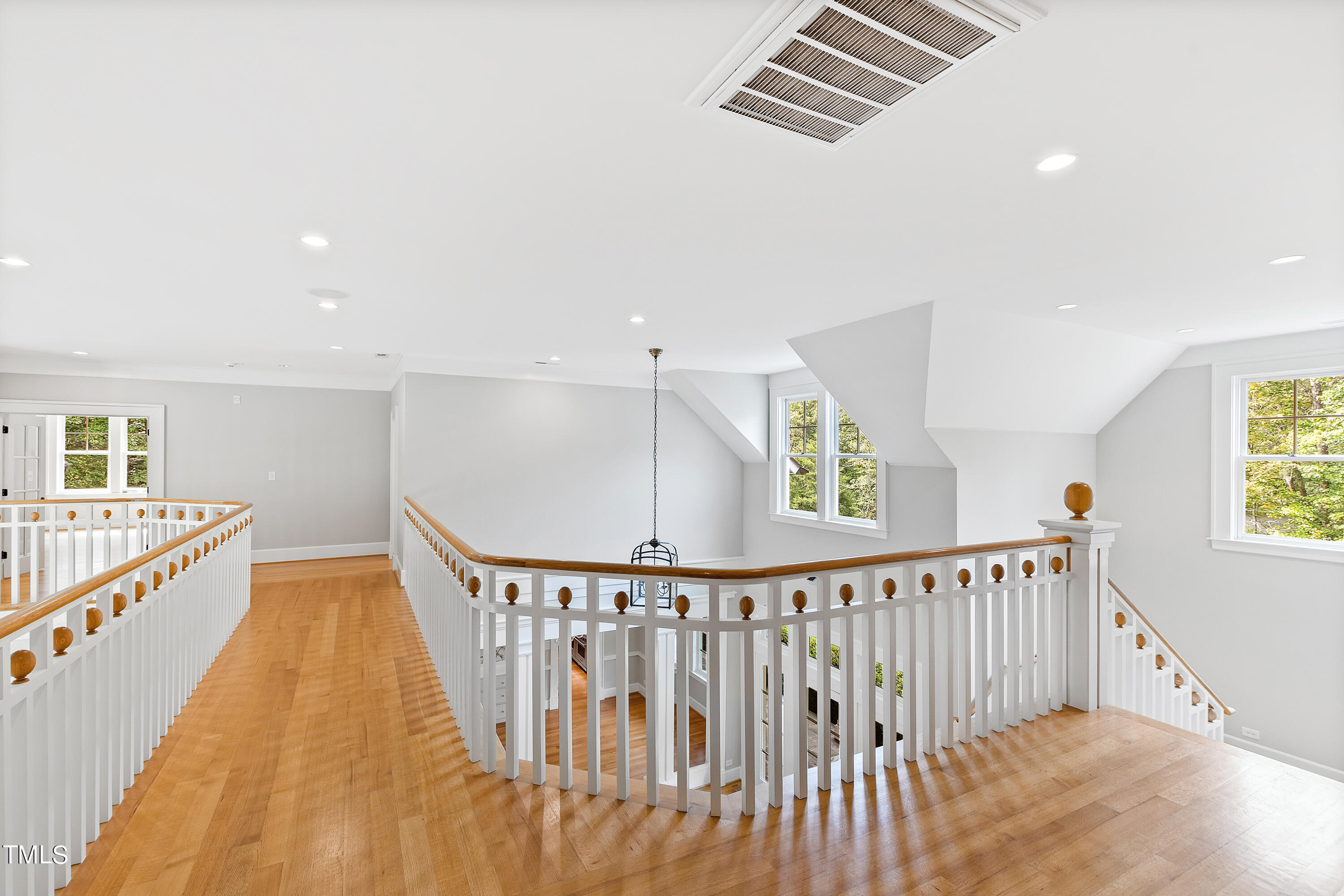 621 Sugarberry Road Chapel Hill, NC 27514 - Photo 40 of 85 landing