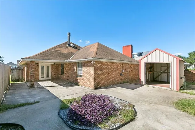 $2,000 | 8305 Fairfax Drive, Chalmette, LA 70043