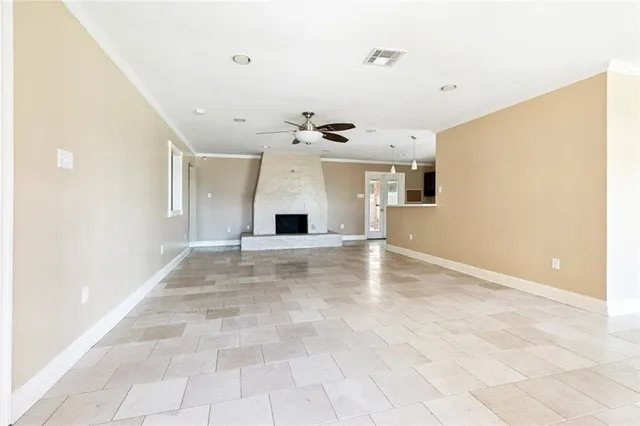 $2,000 | 8305 Fairfax Drive, Chalmette, LA 70043