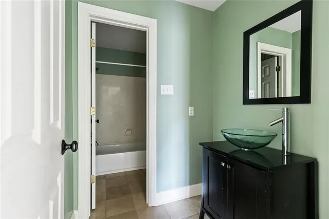 $2,000 | 8305 Fairfax Drive, Chalmette, LA 70043