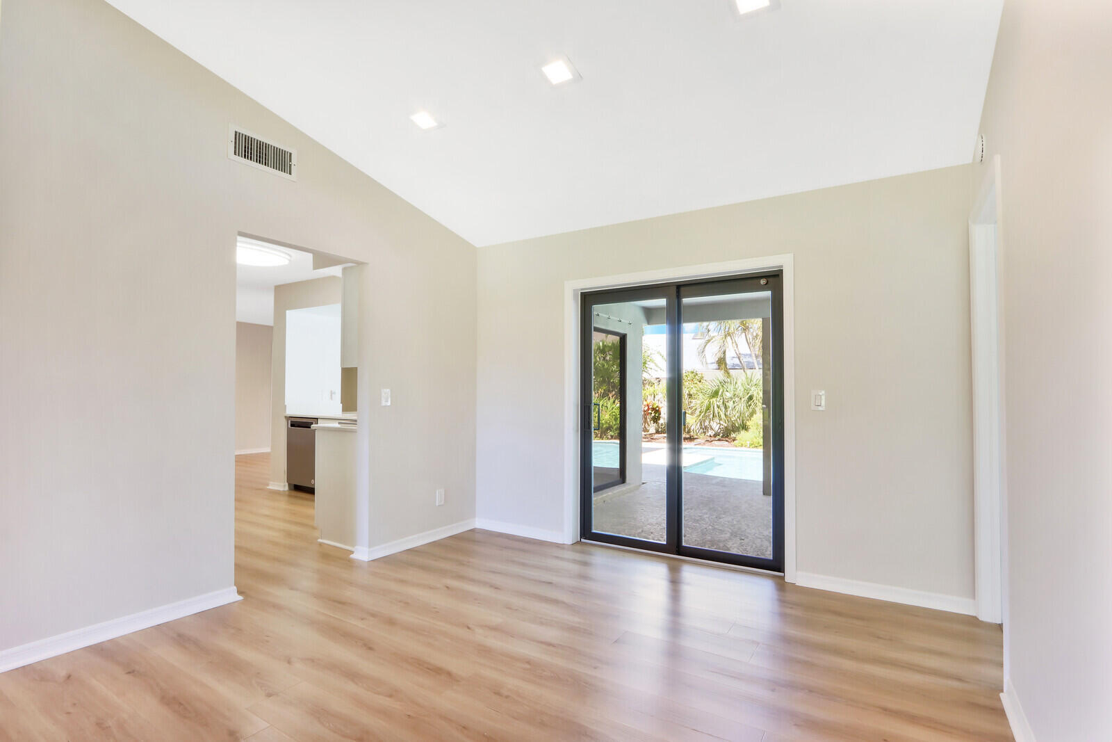 85 Hickory Hill Road Jupiter, FL 33469 - Photo 13 of 42 09_Image_9_mls