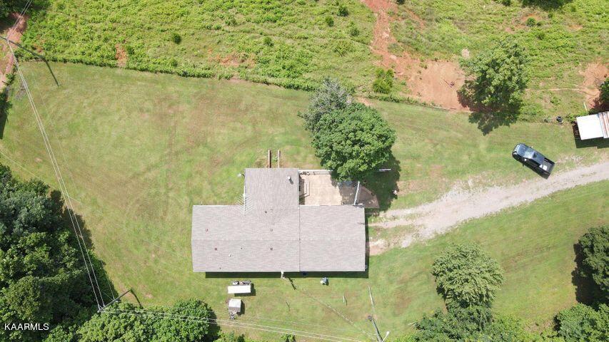 691 Miller Road Vonore, TN 37885 - Photo 7 of 8 20210911123409014027000000-o