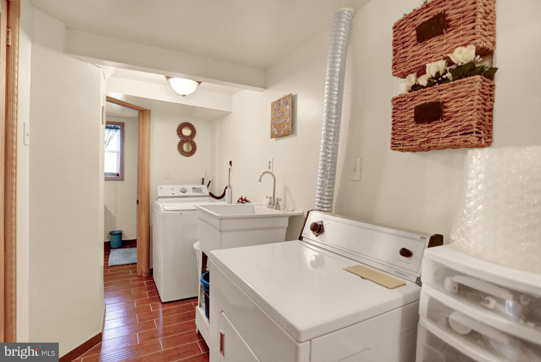 1034 Devonshire Road Allentown, PA 18103 - Photo 27 of 38 Gallery Image 27