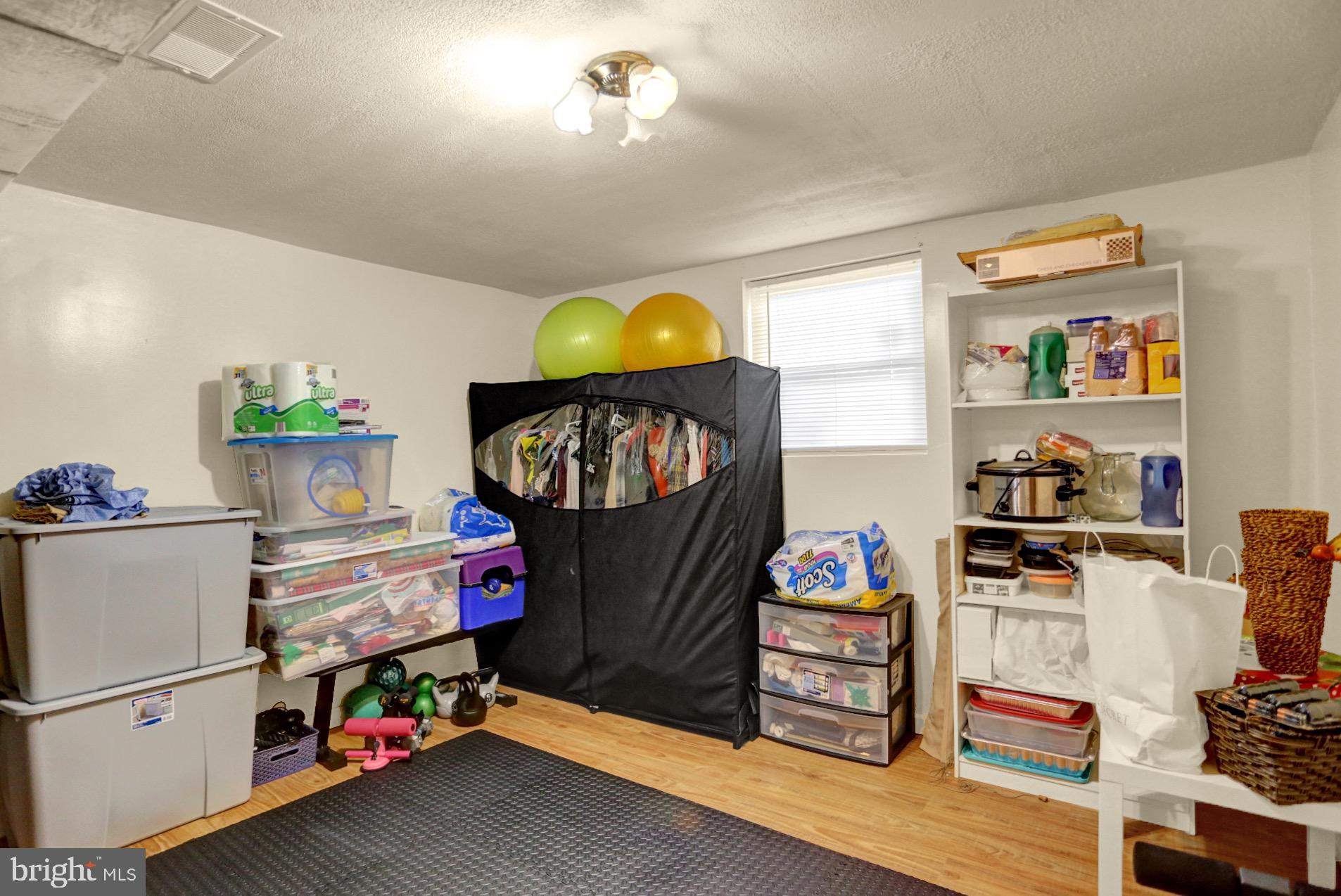 1034 Devonshire Road Allentown, PA 18103 - Photo 32 of 38 Gallery Image 32