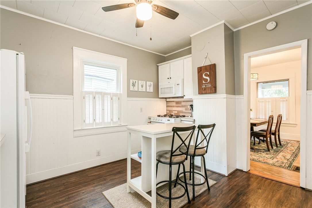 85 Belmont Street Rochester, NY 14620 - Photo 13 of 32 Kitchen
