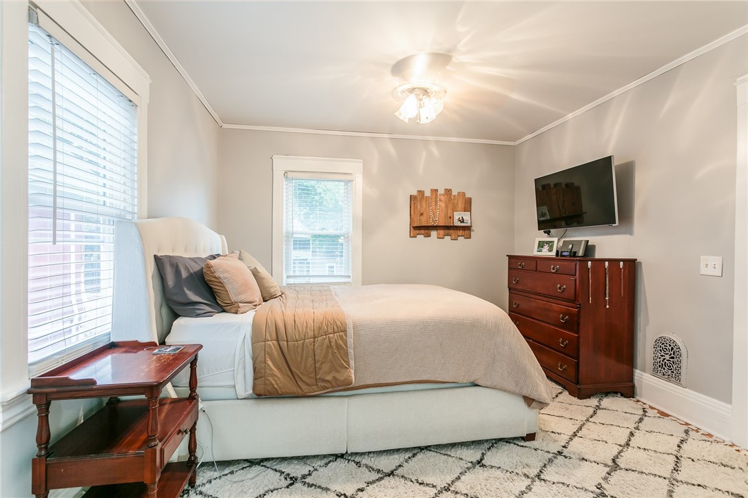 85 Belmont Street Rochester, NY 14620 - Photo 21 of 32 Bedroom #1