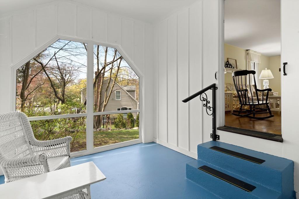 18 Nottingham Road Lynnfield, MA 01940 - Photo 8 of 33 Gallery Image 8