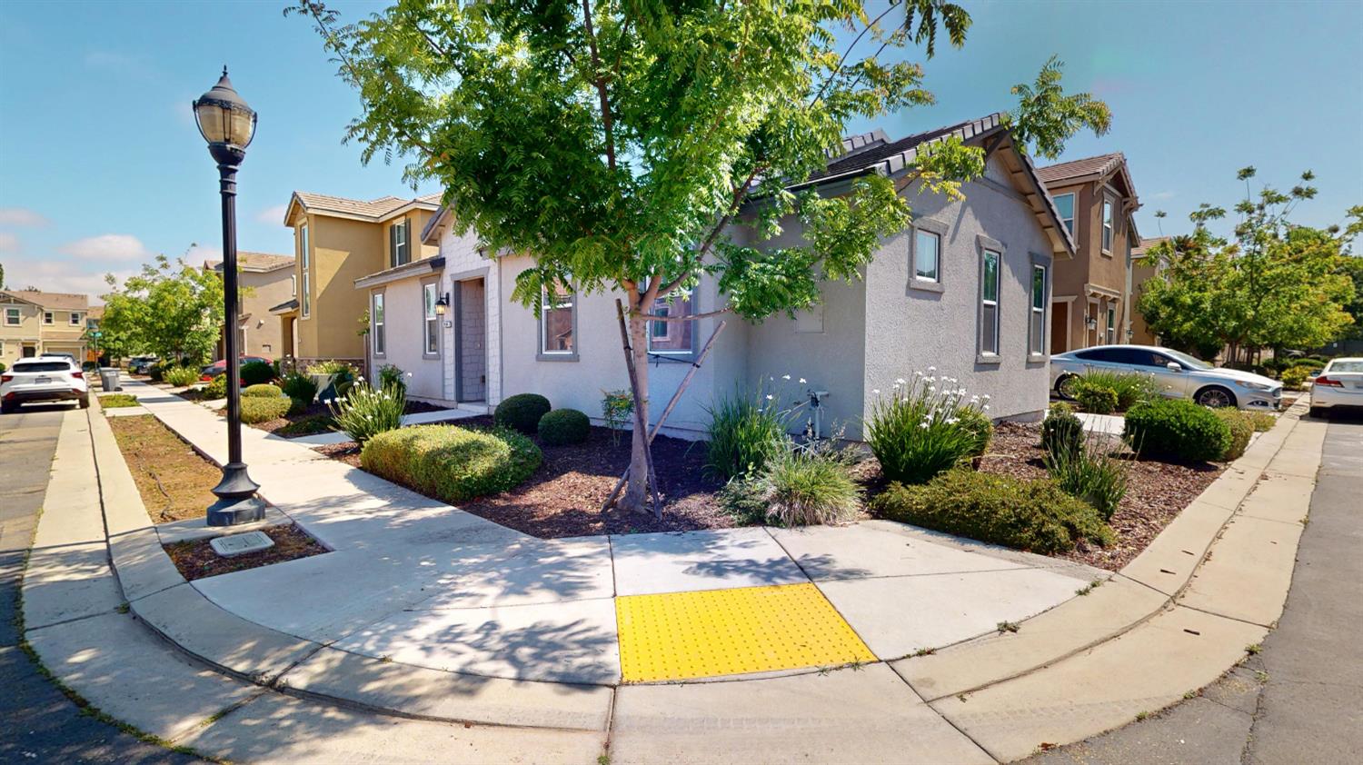 2904 Dillon Lane Merced, CA 95348 - Photo 2 of 28