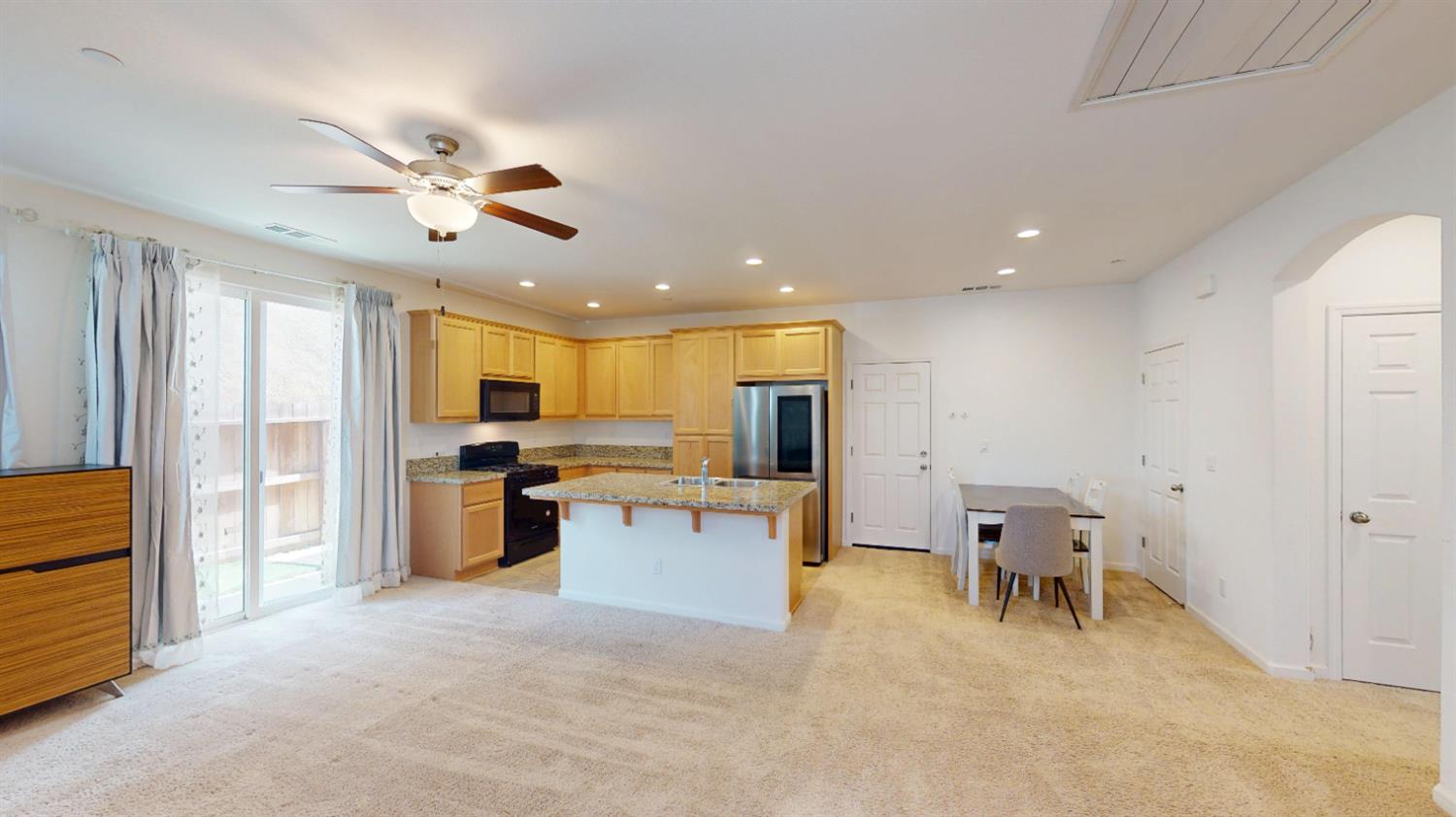 2904 Dillon Lane Merced, CA 95348 - Photo 4 of 28