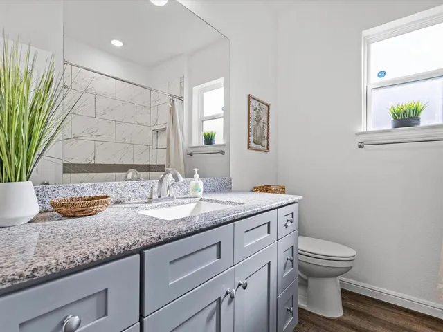 $249,900 | 86 Tremont Street, Cleburne, TX 76031