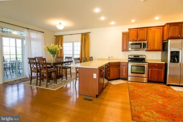 a bathroom with a toilet