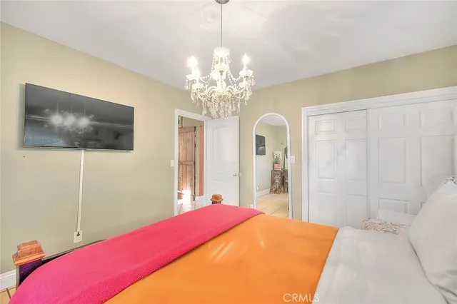 a view of empty room with floor to ceiling window