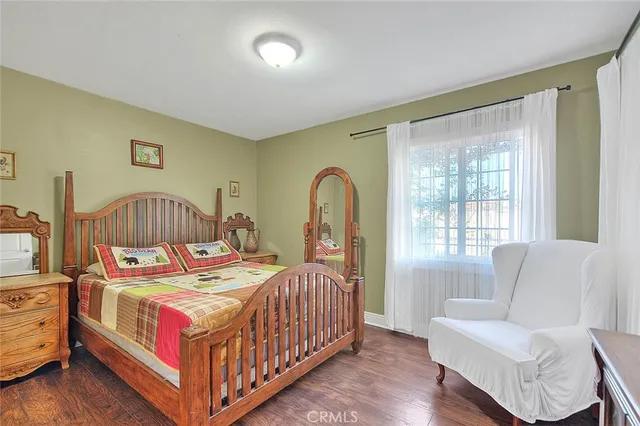 a view of a outdoor space with a tree