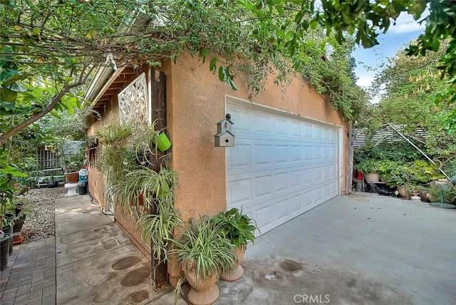 $715,000 | 1721 North Acacia Avenue, Compton, CA 90222