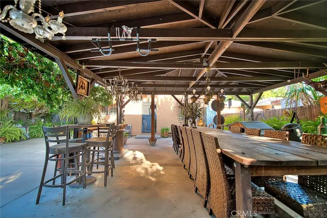 $715,000 | 1721 North Acacia Avenue, Compton, CA 90222