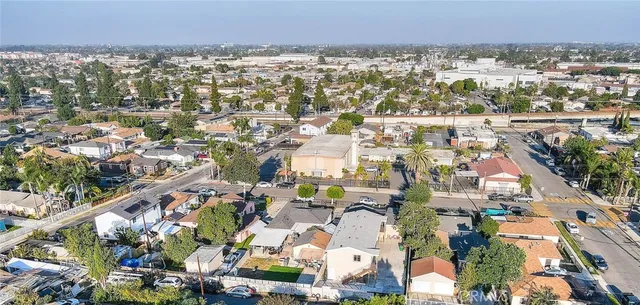 $715,000 | 1721 North Acacia Avenue, Compton, CA 90222