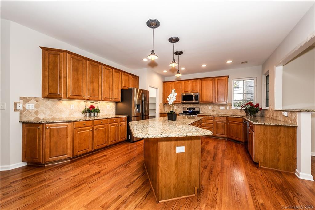 1025 Sharon Lee Avenue Fort Mill, SC 29708 - Photo 7 of 34