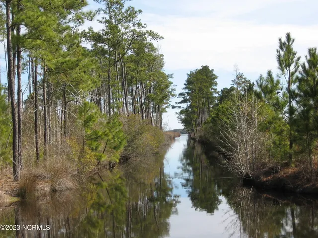 $945,000 | 4161 Caratoke Highway, Barco, NC 27917