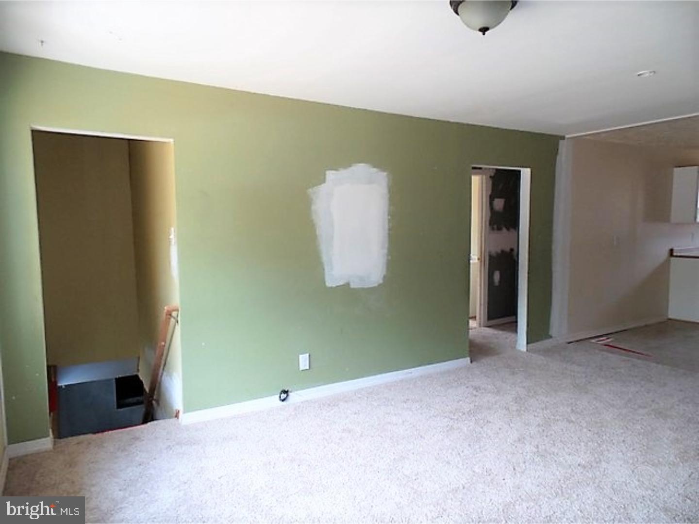129 Cooper Folly Road Atco, NJ 08004 - Photo 13 of 25 Gallery Image 13
