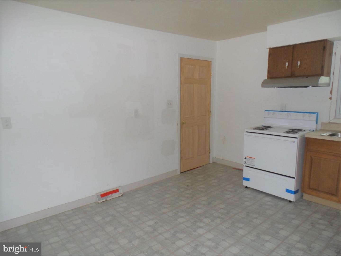 129 Cooper Folly Road Atco, NJ 08004 - Photo 16 of 25 Gallery Image 16