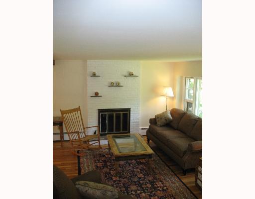 5 Paquin Road Barrington, RI 02806 - Photo 4 of 8 Living Room.