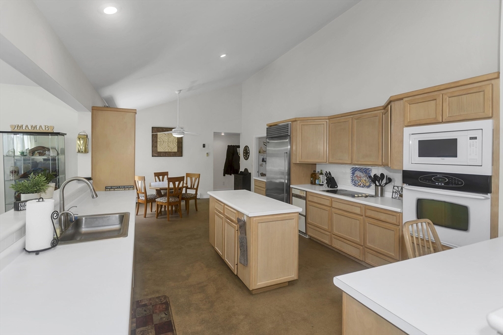 447 Loring Road Barre, MA 01005 - Photo 30 of 36
